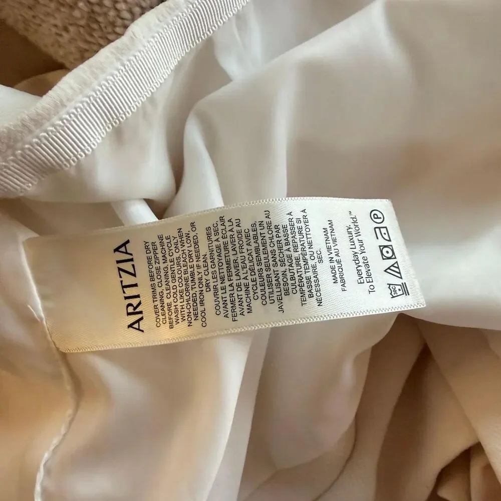 Aritzia Women's Tan Skirt